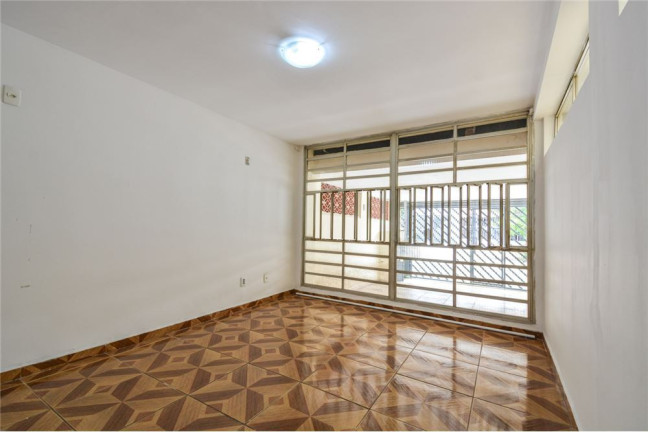 Imagem Casa com 3 Quartos à Venda, em Jardim Aeroporto - São Paulo Imagem Casa com 3 Quartos à Venda, em Jardim Aeroporto - São Paulo