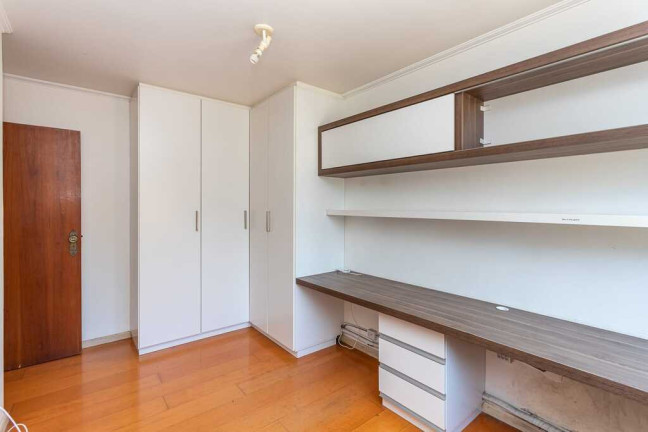 Imagem Imóvel com 2 Quartos à Venda, em Passo Da Areia - Porto Alegre Imagem Imóvel com 2 Quartos à Venda, em Passo Da Areia - Porto Alegre