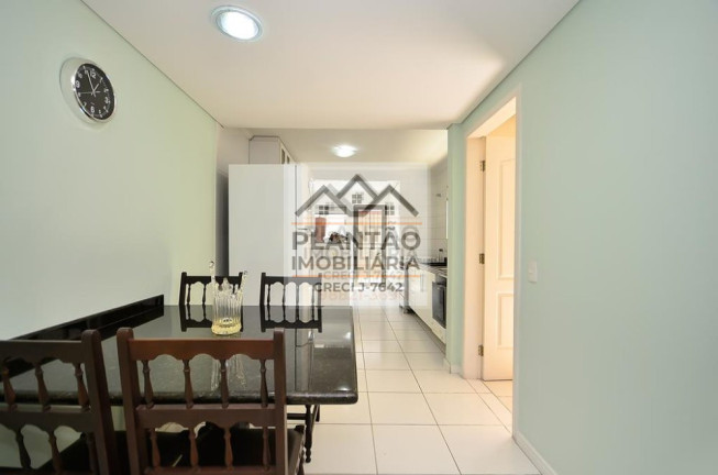 Imagem Sobrado com 3 Quartos para Alugar, 189 m² em Boa Vista - Curitiba