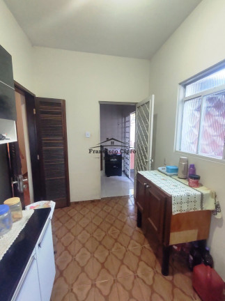 Imagem Casa com 2 Quartos à Venda, 162 m² em Jardim Do Vale - Guaratinguetá Imagem Casa com 2 Quartos à Venda, 162 m² em Jardim Do Vale - Guaratinguetá