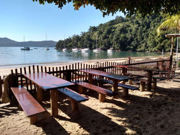 Imóvel Comercial à Venda, 3.000 m² em Caraguatatuba