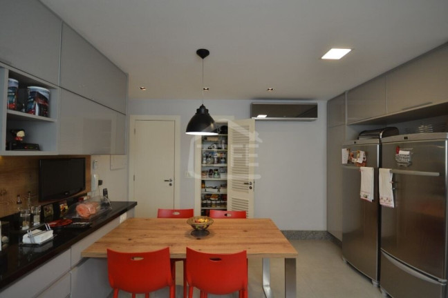 Imagem Casa com 4 Quartos à Venda, 267 m² em Barra Da Tijuca - Rio De Janeiro