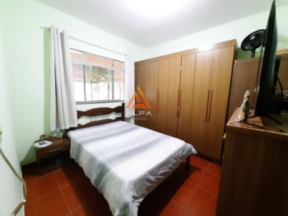 Imagem Casa com 4 Quartos à Venda, 120 m² Imagem Casa com 4 Quartos à Venda, 120 m²