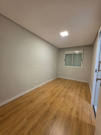 Imagem Casa com 3 Quartos à Venda, 284 m² em Santo Inácio - Curitiba Imagem Casa com 3 Quartos à Venda, 284 m² em Santo Inácio - Curitiba