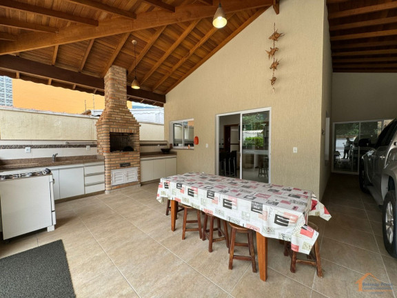 Imagem Casa com 3 Quartos à Venda, 170 m² em Perequê Açu - Ubatuba Imagem Casa com 3 Quartos à Venda, 170 m² em Perequê Açu - Ubatuba