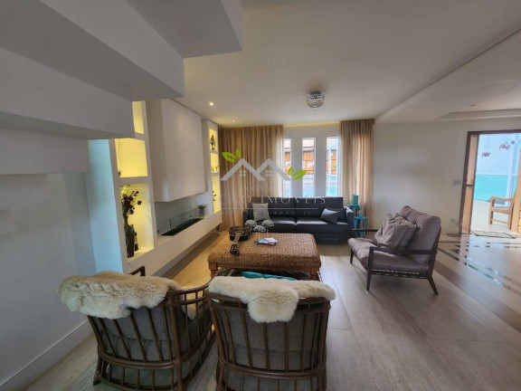 Imagem Casa com 3 Quartos à Venda, 450 m² em Alto Da Boa Vista - Campos Do Jordão Imagem Casa com 3 Quartos à Venda, 450 m² em Alto Da Boa Vista - Campos Do Jordão