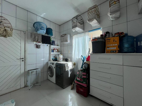 Imagem Casa com 3 Quartos à Venda, 180 m² em Centro - Balneário Barra Do Sul Imagem Casa com 3 Quartos à Venda, 180 m² em Centro - Balneário Barra Do Sul