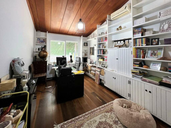 Imagem Casa com 5 Quartos à Venda, 1.100 m² em Parque Silvino Pereira - Cotia