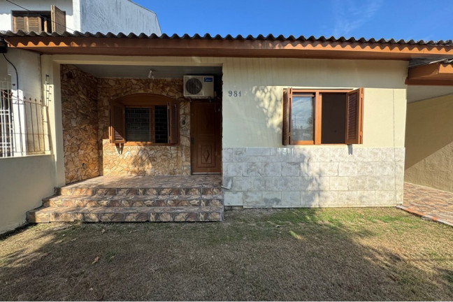 Imagem Casa com 3 Quartos à Venda, 192 m² em Sarandi - Porto Alegre Imagem Casa com 3 Quartos à Venda, 192 m² em Sarandi - Porto Alegre