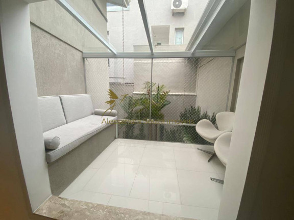 Imagem Casa com 4 Quartos à Venda, 360 m² em Alphaville - Santana De Parnaíba