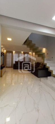 Imagem Casa com 3 Quartos à Venda, 225 m² em Parque Das Nações - Poços De Caldas Imagem Casa com 3 Quartos à Venda, 225 m² em Parque Das Nações - Poços De Caldas