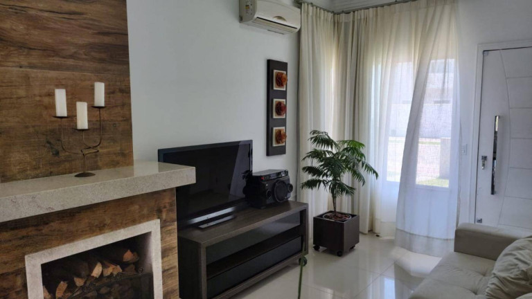 Imagem Casa com 2 Quartos à Venda, 112 m² em Cachoeira Do Bom Jesus - Florianópolis