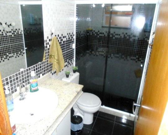 Imagem Imóvel com 3 Quartos à Venda, 144 m² em São Pedro - Teresópolis Imagem Imóvel com 3 Quartos à Venda, 144 m² em São Pedro - Teresópolis