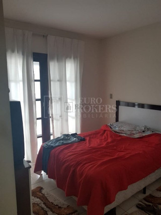 Imagem Sobrado com 3 Quartos à Venda, 130 m² em Centro - Balneário Camboriú Imagem Sobrado com 3 Quartos à Venda, 130 m² em Centro - Balneário Camboriú