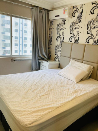 Imagem Apartamento com 4 Quartos para Alugar, em Centro - Balneário Camboriú Imagem Apartamento com 4 Quartos para Alugar, em Centro - Balneário Camboriú