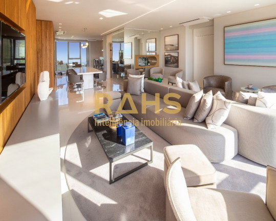 Apartamento com 4 Quartos à Venda, 257 m² em Centro - Balneário Camboriú