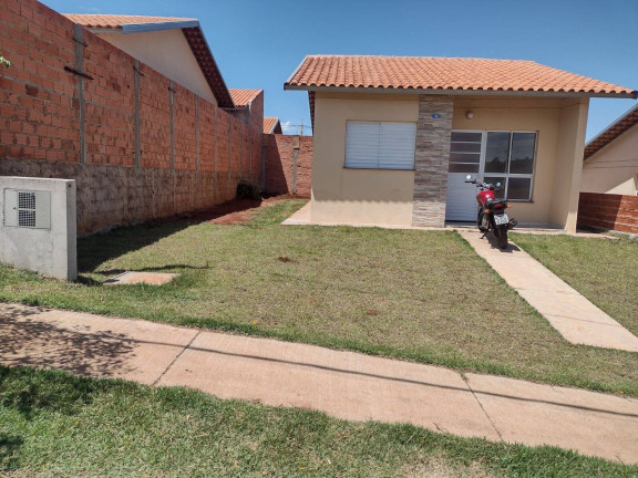 Imagem Casa com 2 Quartos à Venda, em Loteamento Bem Te Vi I - Botucatu Imagem Casa com 2 Quartos à Venda, em Loteamento Bem Te Vi I - Botucatu