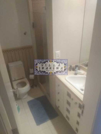 Imagem Apartamento com 3 Quartos à Venda, 130 m² em Laranjeiras - Rio De Janeiro Imagem Apartamento com 3 Quartos à Venda, 130 m² em Laranjeiras - Rio De Janeiro