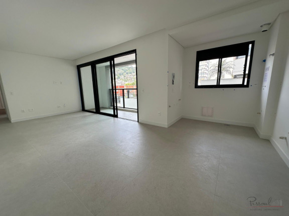 Imagem Apartamento com 2 Quartos à Venda, 80 m² em Centro - Florianópolis Imagem Apartamento com 2 Quartos à Venda, 80 m² em Centro - Florianópolis
