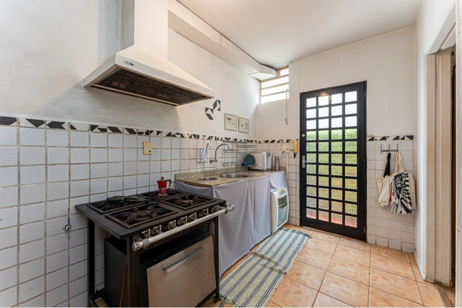 Imagem Casa com 3 Quartos à Venda, 198 m² em Vila Madalena - São Paulo Imagem Casa com 3 Quartos à Venda, 198 m² em Vila Madalena - São Paulo
