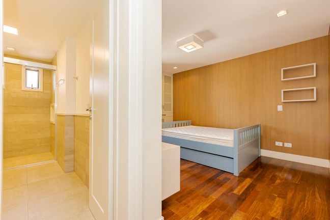 Imagem Apartamento com 5 Quartos à Venda, 441 m² em água Verde - Curitiba Imagem Apartamento com 5 Quartos à Venda, 441 m² em água Verde - Curitiba