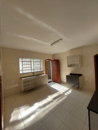 Imagem Imóvel com 3 Quartos à Venda, em Jardim Triana - São Paulo Imagem Imóvel com 3 Quartos à Venda, em Jardim Triana - São Paulo