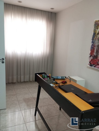 Imagem Imóvel com 4 Quartos à Venda, 238 m² em República - Ribeirão Preto Imagem Imóvel com 4 Quartos à Venda, 238 m² em República - Ribeirão Preto
