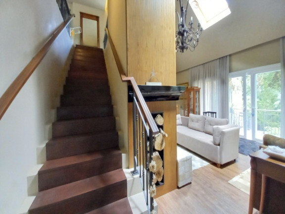 Imagem Imóvel com 3 Quartos à Venda, 382 m² em Centro - Gramado Imagem Imóvel com 3 Quartos à Venda, 382 m² em Centro - Gramado