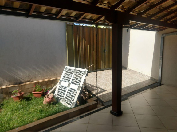 Imagem Casa com 3 Quartos à Venda, 150 m² em Veneza - Ribeirão Das Neves