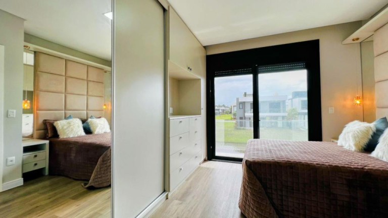Imagem Casa com 4 Quartos à Venda, 264 m² em Parque Antartica - Capao Da Canoa