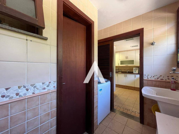 Imagem Casa com 4 Quartos à Venda, 186 m² em Alto - Teresópolis Imagem Casa com 4 Quartos à Venda, 186 m² em Alto - Teresópolis