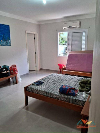 Imagem Casa com 8 Quartos à Venda, 550 m² em Lagoinha - Ubatuba