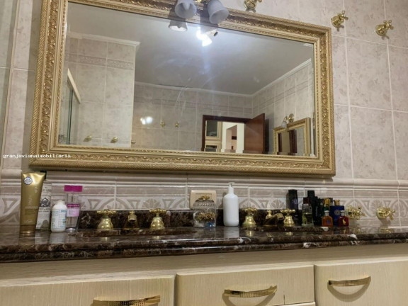 Imagem Casa à Venda, em São Paulo 2 - Cotia Imagem Casa à Venda, em São Paulo 2 - Cotia