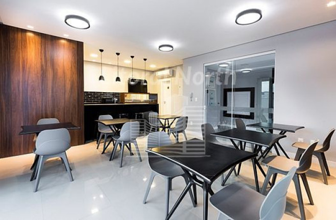 Imagem Sala Comercial à Venda, 73 m² em Ariribá - Balneário Camboriú Imagem Sala Comercial à Venda, 73 m² em Ariribá - Balneário Camboriú