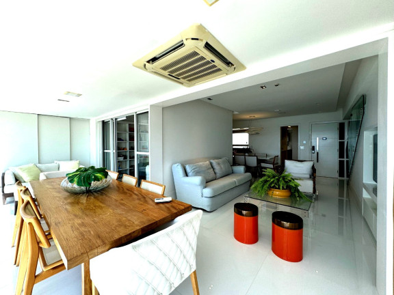 Imagem Imóvel com 4 Quartos à Venda, 234 m² em Piatã - Salvador Imagem Imóvel com 4 Quartos à Venda, 234 m² em Piatã - Salvador