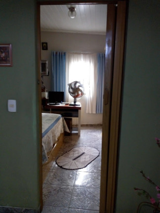 Imagem Casa com 4 Quartos à Venda, 210 m² em Jd Copiuva - Carapicuíba