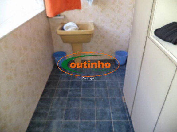 Imagem Casa com 3 Quartos à Venda, 215 m² em Maracanã - Rio De Janeiro Imagem Casa com 3 Quartos à Venda, 215 m² em Maracanã - Rio De Janeiro