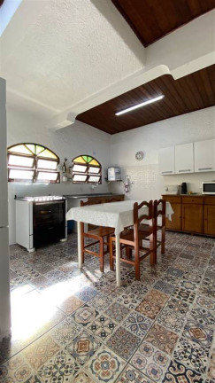 Imagem Sobrado com 5 Quartos à Venda, 174 m² em Canto Do Forte - Praia Grande Imagem Sobrado com 5 Quartos à Venda, 174 m² em Canto Do Forte - Praia Grande