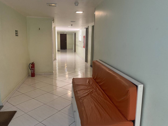 Sala Comercial à Venda,  em Centro - Araruama