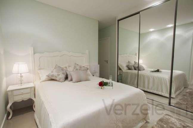 Imagem Apartamento com 3 Quartos à Venda, 128 m² em Centro - Balneário Camboriú Imagem Apartamento com 3 Quartos à Venda, 128 m² em Centro - Balneário Camboriú