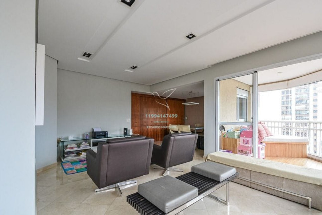 Apartamento com 2 Quartos à Venda, 130 m² em Perdizes - São Paulo