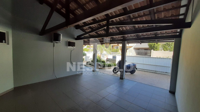 Imagem Casa com 3 Quartos à Venda, 348 m² em Praia Dos Amores - Balneario Camboriu Imagem Casa com 3 Quartos à Venda, 348 m² em Praia Dos Amores - Balneario Camboriu