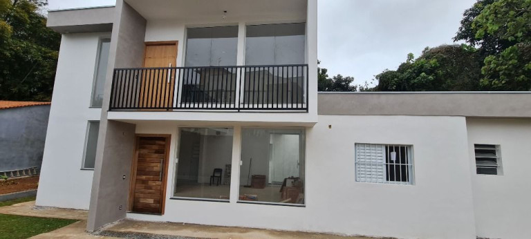 Imagem Sobrado com 3 Quartos à Venda, 176 m² em Chácaras Ceres - Suzano Imagem Sobrado com 3 Quartos à Venda, 176 m² em Chácaras Ceres - Suzano