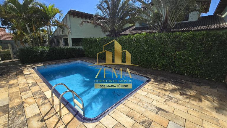 Casa com 4 Quartos à Venda, 327 m² em Parque Santa Rosa - Suzano
