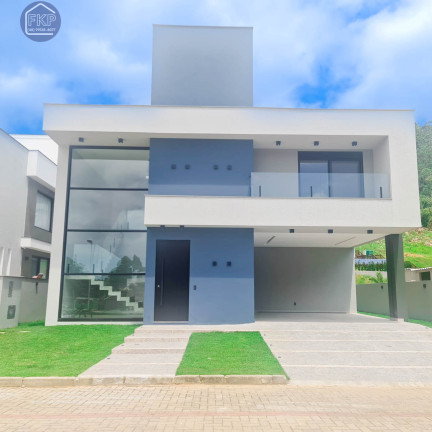 Casa com 4 Quartos à Venda, 300 m² em Ingleses Do Rio Vermelho - Florianópolis