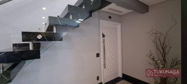 Imagem Cobertura com 3 Quartos à Venda, 226 m² em Vila Galvão - Guarulhos Imagem Cobertura com 3 Quartos à Venda, 226 m² em Vila Galvão - Guarulhos