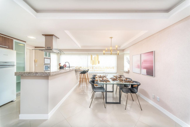 Imagem Apartamento com 3 Quartos à Venda, 106 m² em Centro - Balneário Camboriú
