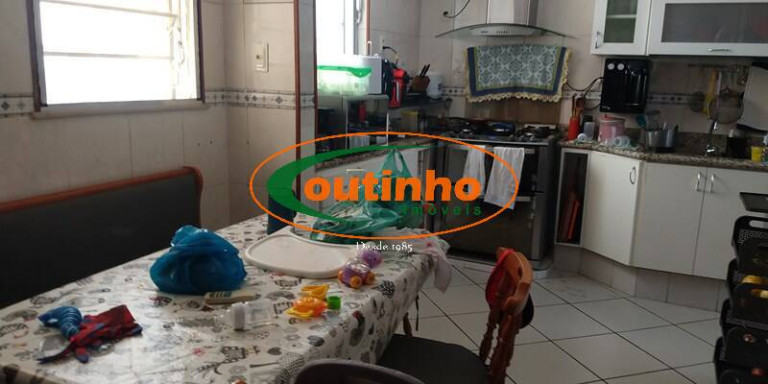 Imagem Apartamento com 4 Quartos à Venda, 360 m² em Maracanã - Rio De Janeiro Imagem Apartamento com 4 Quartos à Venda, 360 m² em Maracanã - Rio De Janeiro