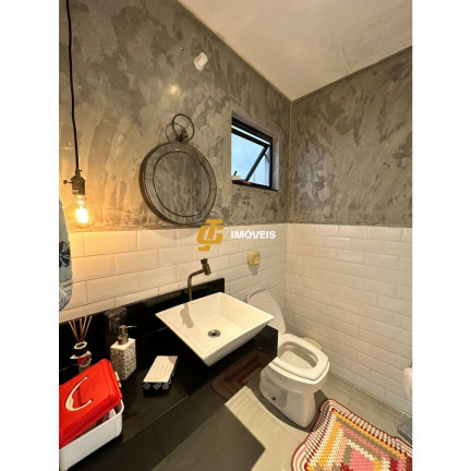 Imagem Sobrado com 3 Quartos à Venda, em Centro - Camboriú Imagem Sobrado com 3 Quartos à Venda, em Centro - Camboriú