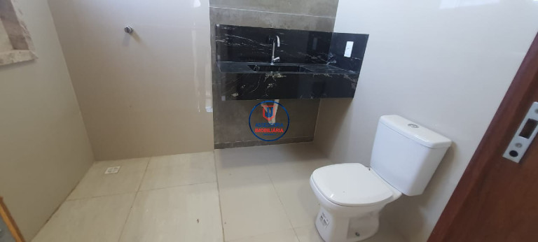 Imagem Casa com 3 Quartos para Alugar ou Temporada, 120 m² em Cajupiranga - Parnamirim Imagem Casa com 3 Quartos para Alugar ou Temporada, 120 m² em Cajupiranga - Parnamirim